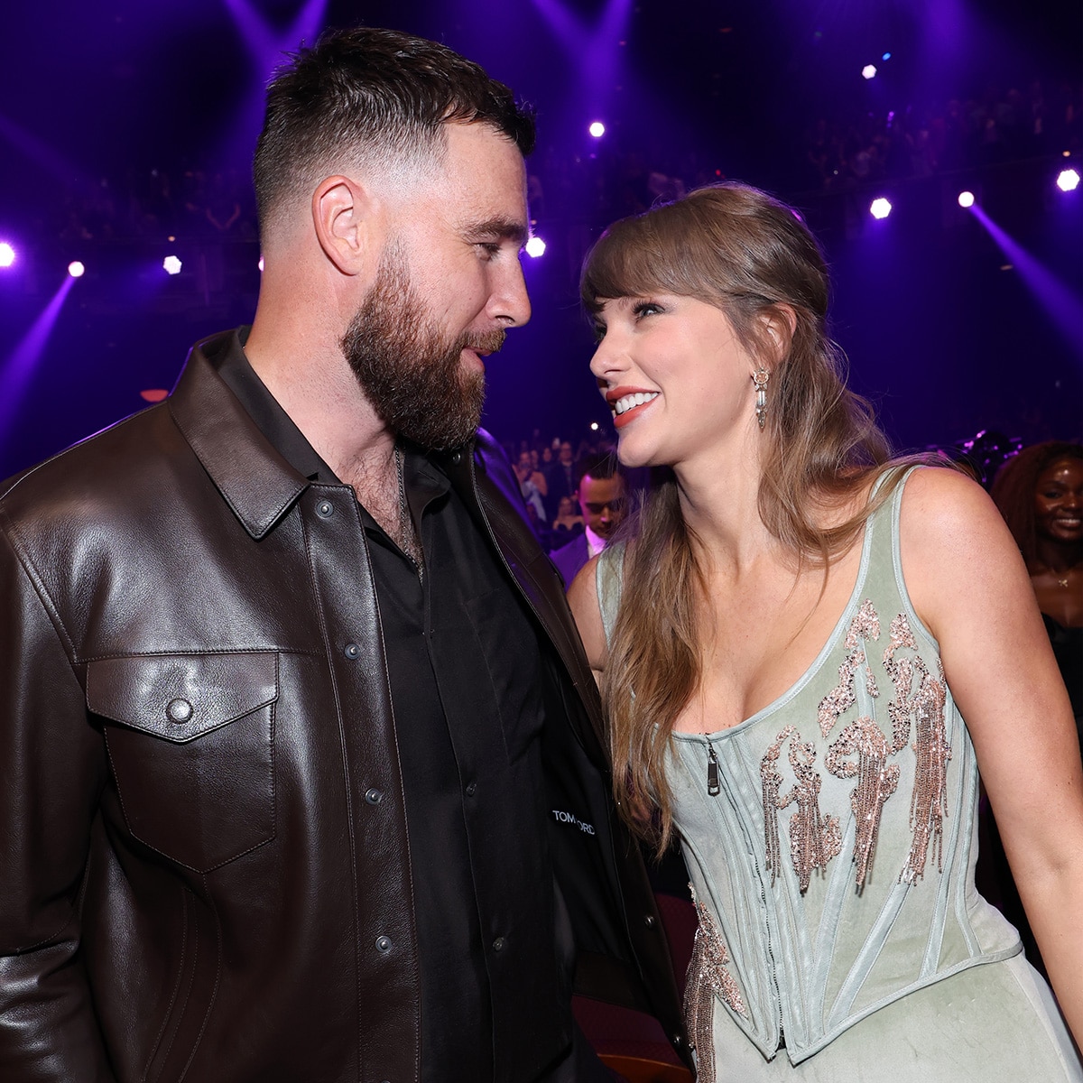 Taylor Swift Flashes Ring to Travis Kelce at iHeartRadio Music Awards