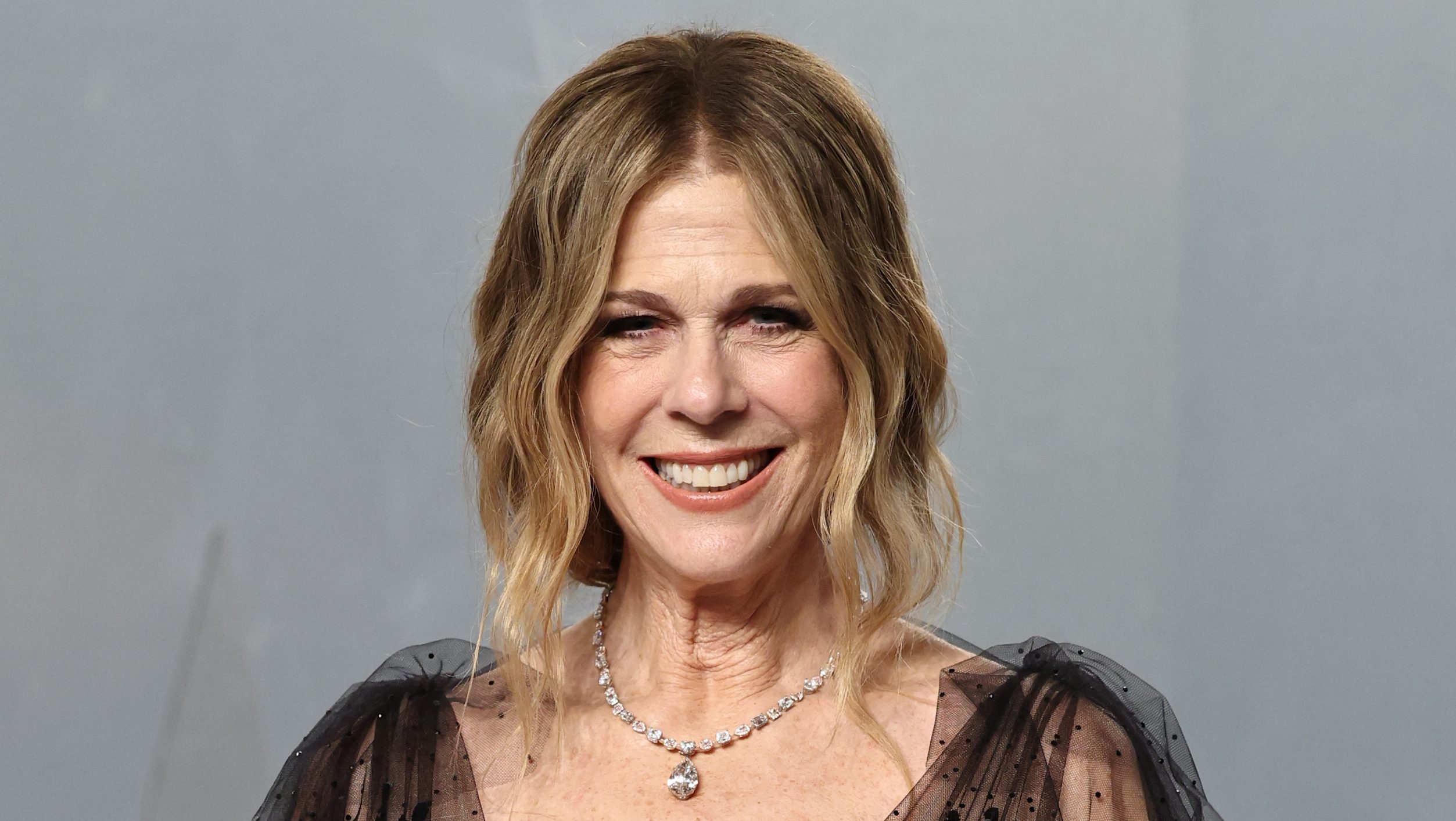Rita Wilson: 5 Things to Know About the Actress & Tom Hanks’ Wife