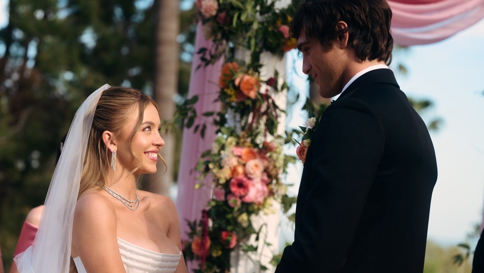 ‘Euphoria’ Season 3, Episode 3 Breakdown: Wedding & Post-Reception Explained