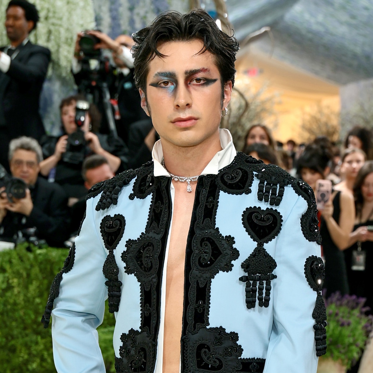 Hudson Williams’ Makeup Artist Responds to Haters of Met Gala Look