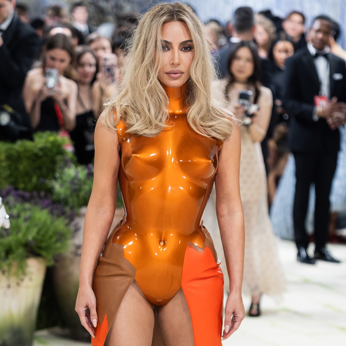 Kim Kardashian Almost Broke Met Gala Look Before Carpet