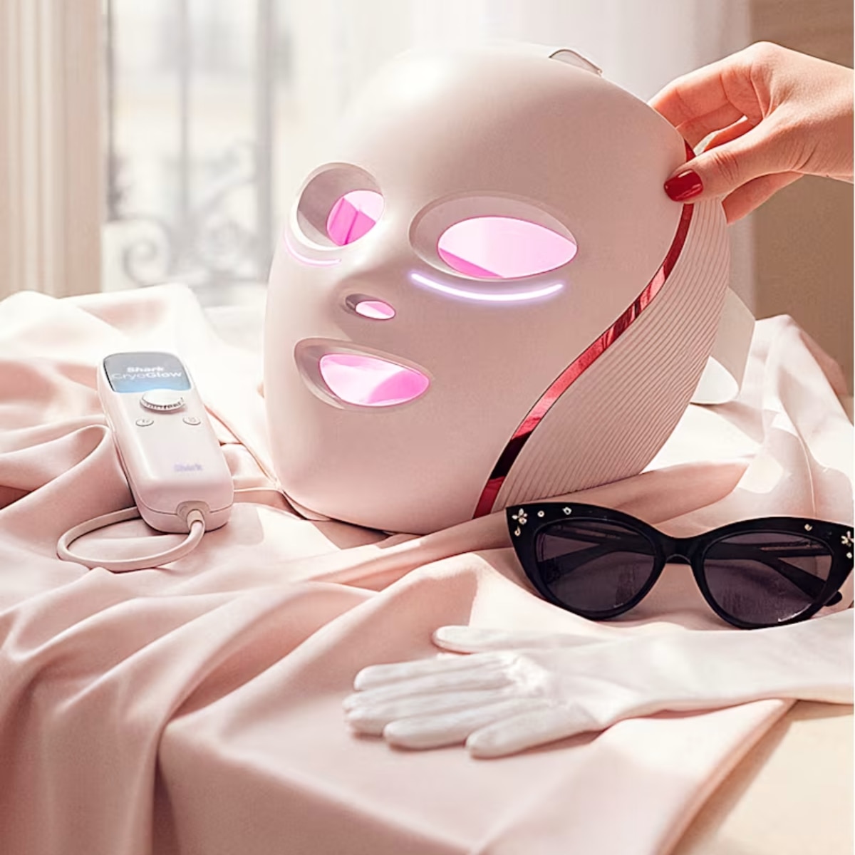 How Celebs Get Glowing Skin Before Big Events, According to a Derm
