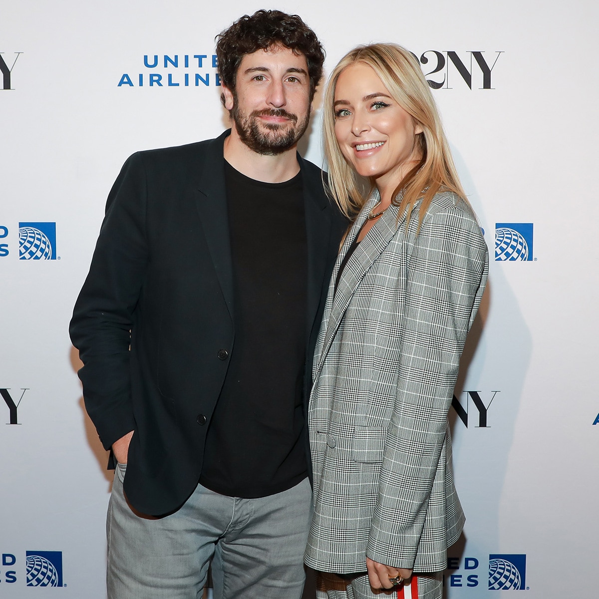 Jason Biggs and Jenny Mollen Break Up After 18 Years of Marriage