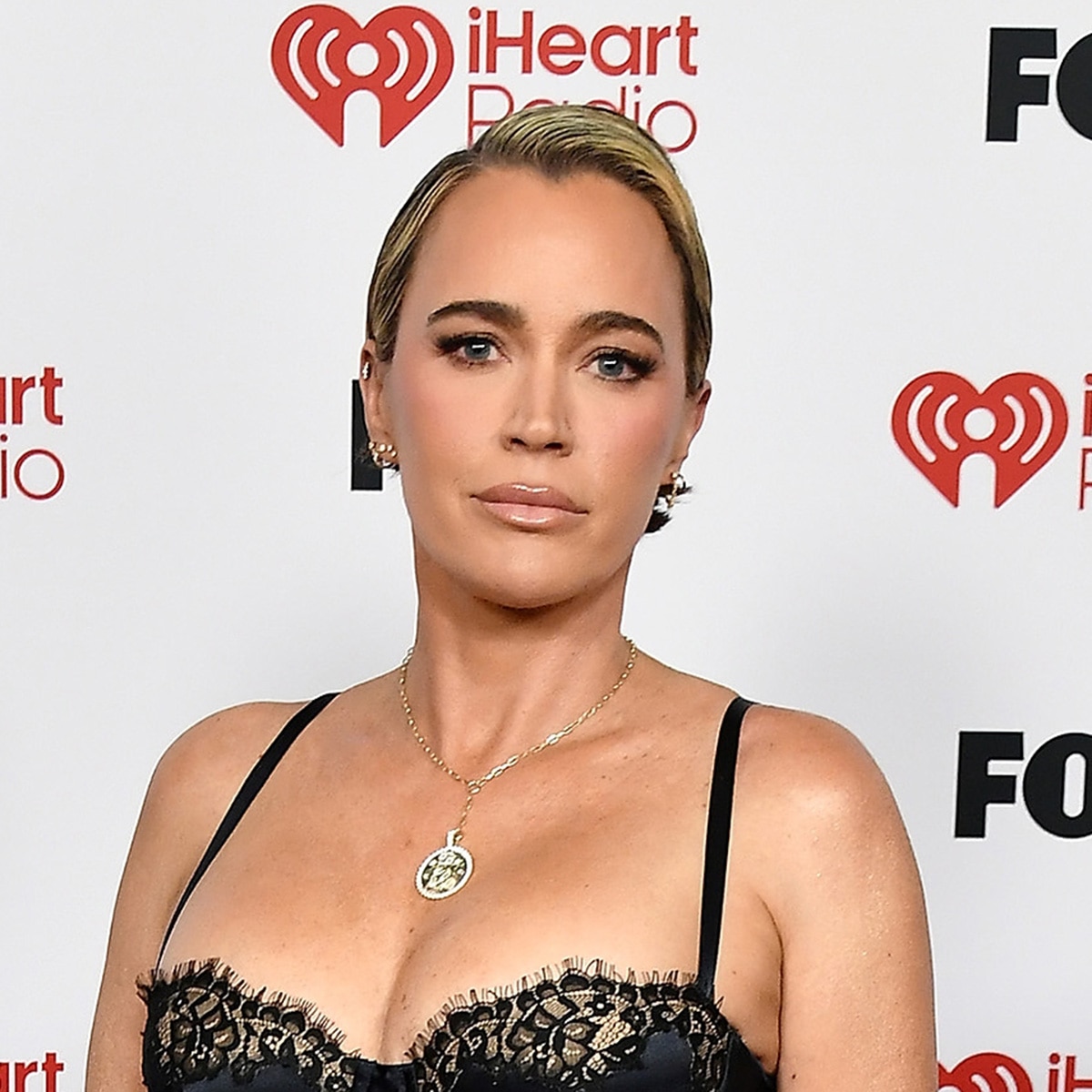 See Teddi Mellencamp’s Emotional Reaction to New Wig Amid Cancer