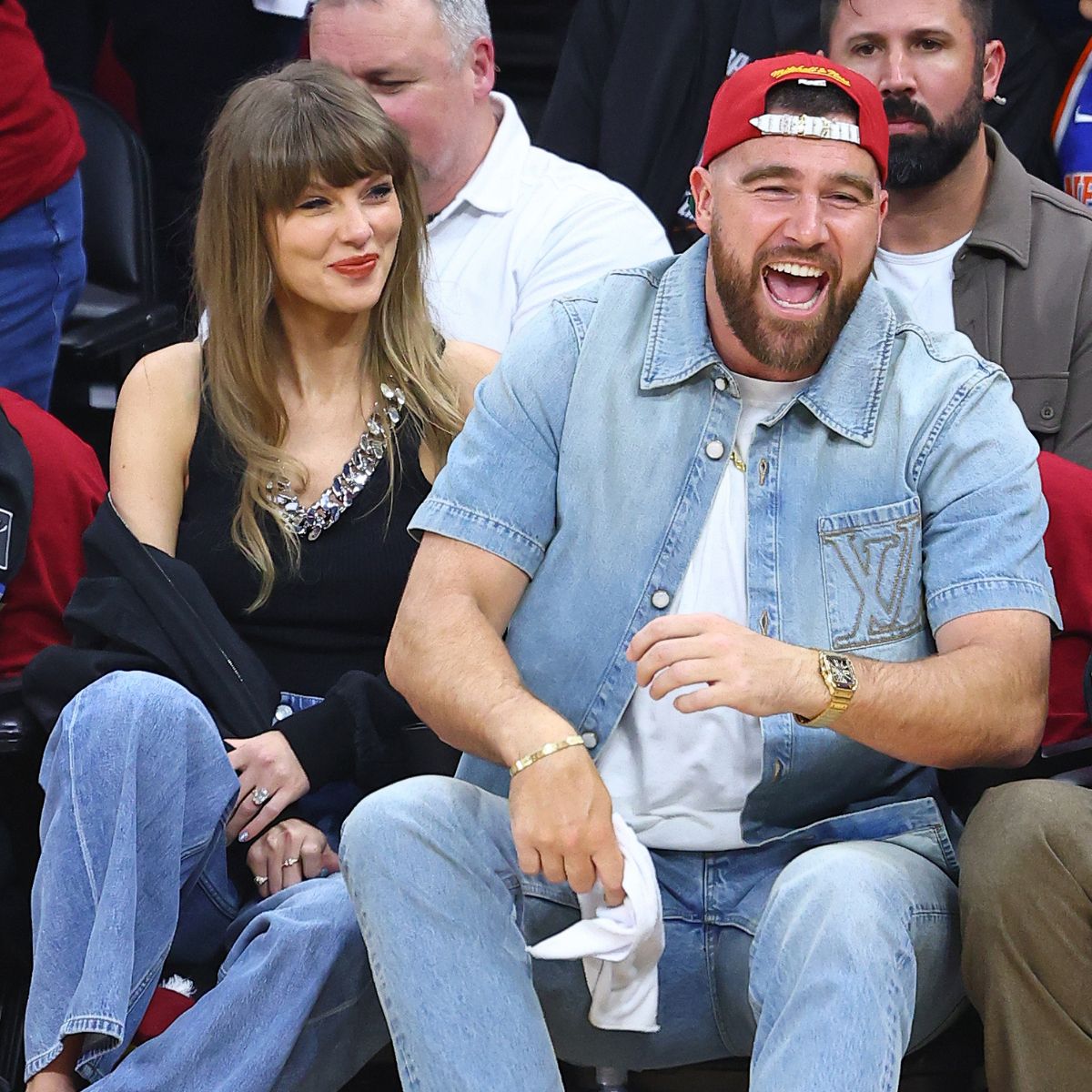 Taylor Swift Supports Travis Kelce at Tight End University Party