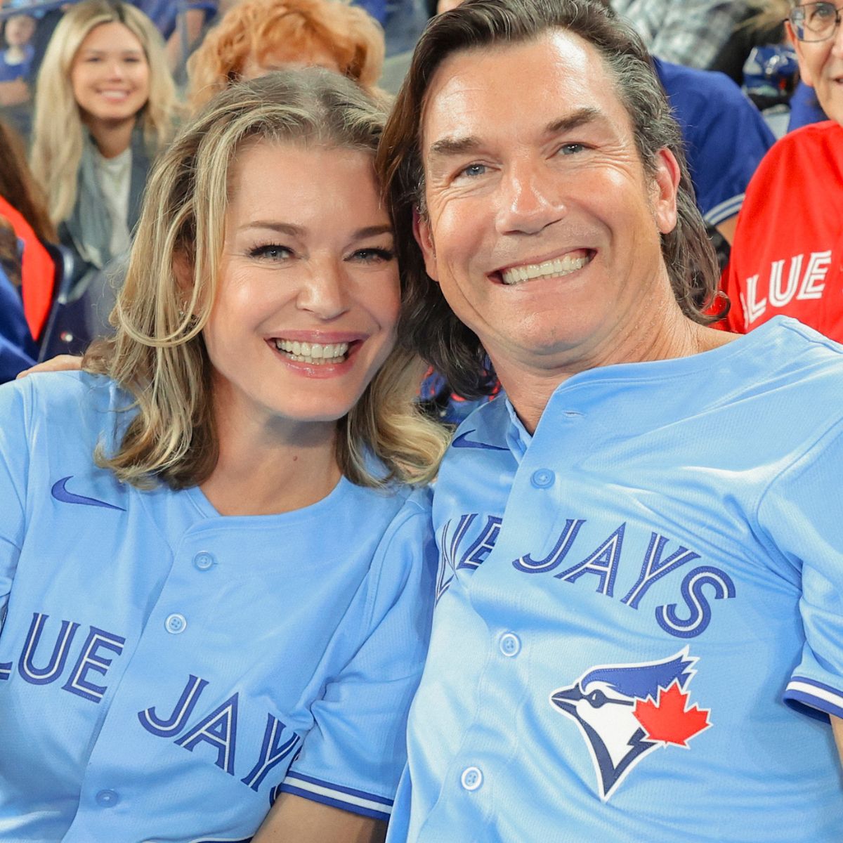 Jerry O’Connell Admits He Likes Smell of Rebecca Romijn’s Body Odor