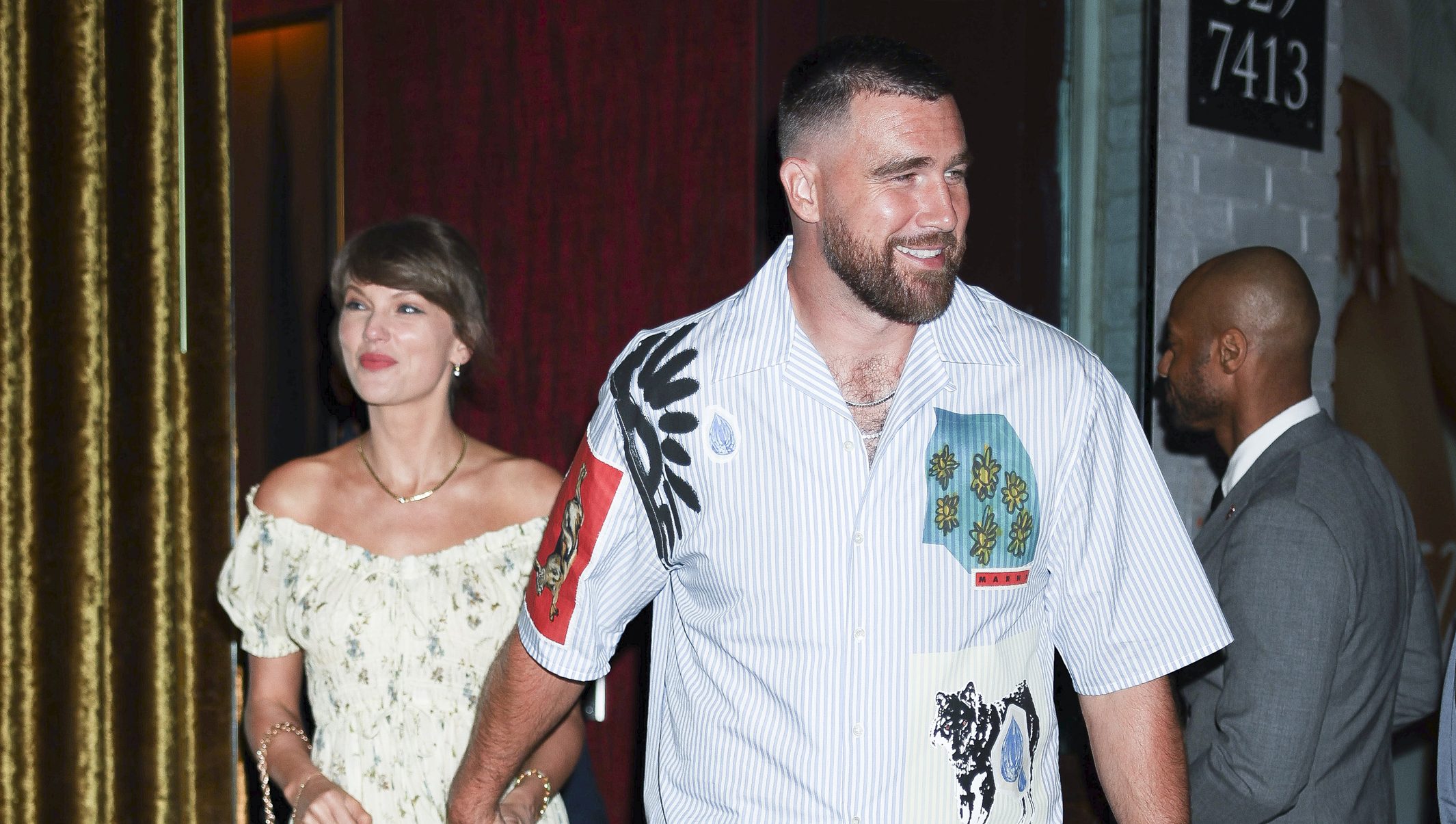 Taylor Swift & Travis Kelce’s Broadway Date Night: Why a Couples Therapist Says the Wedding Watch Is the Real Threat