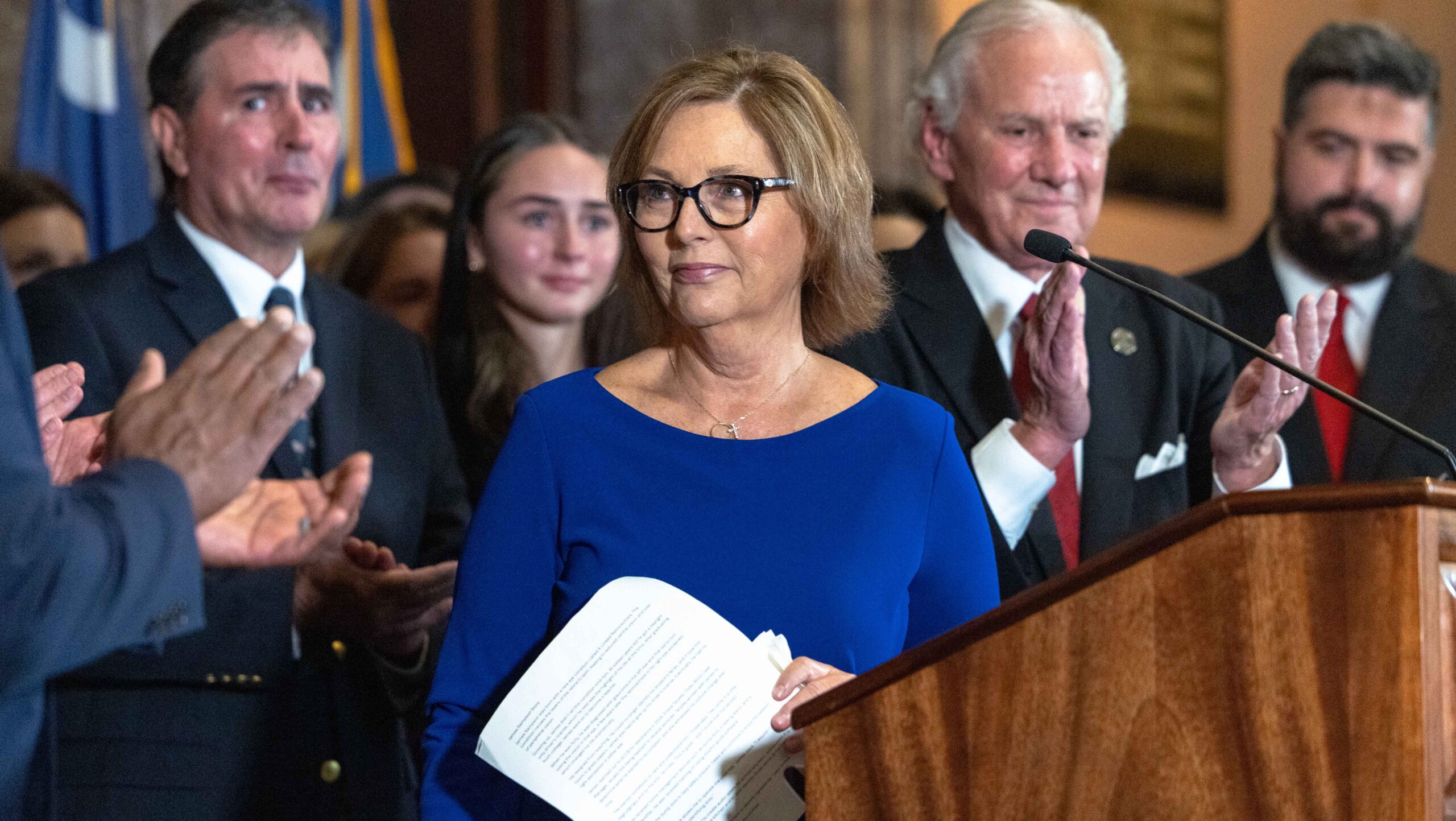 Does Lindsey Graham’s Sister, Darline, Have Any Government Experience?