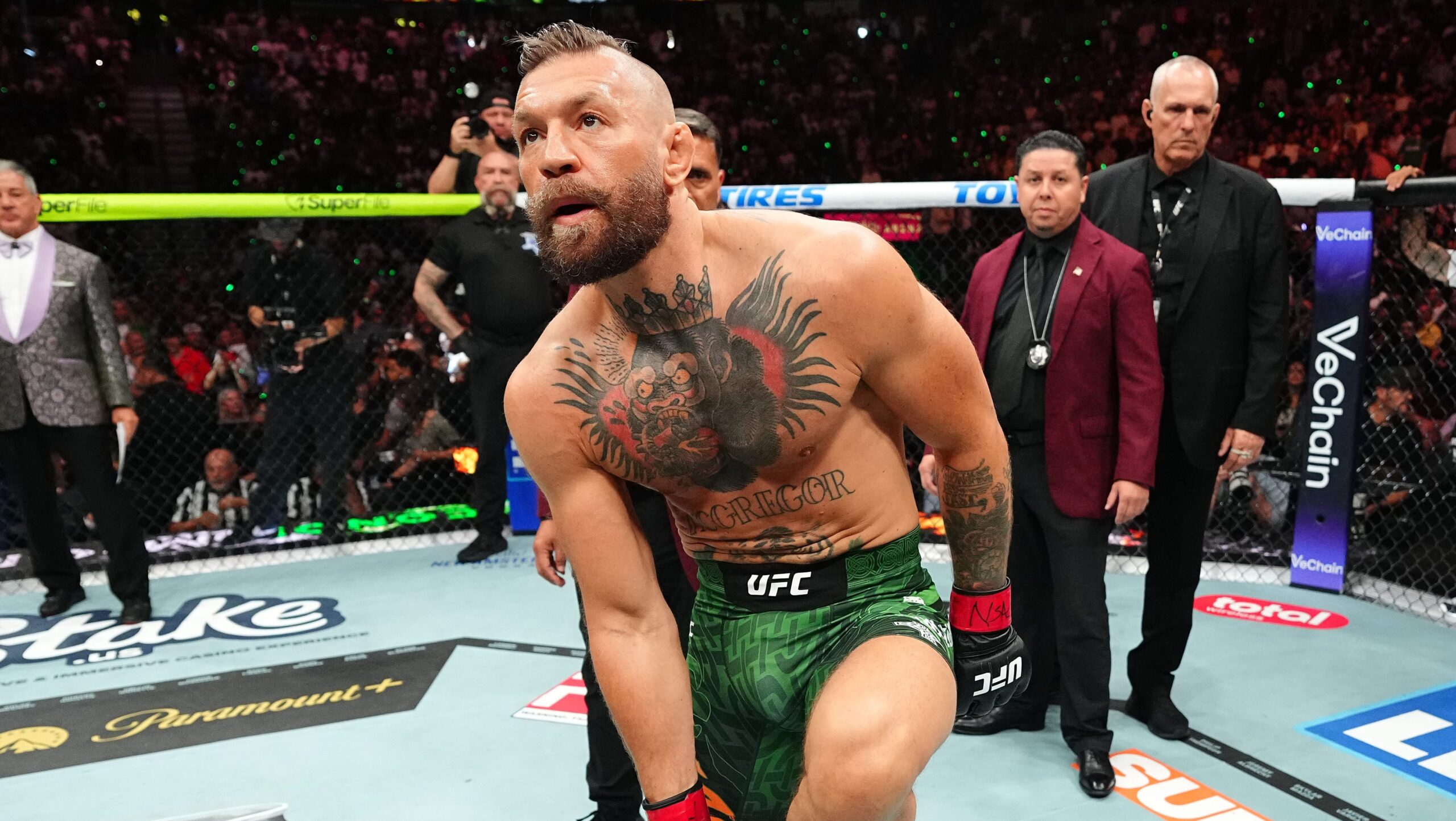 Conor McGregor’s Injury: What Happened to His Knee During Holloway Fight?