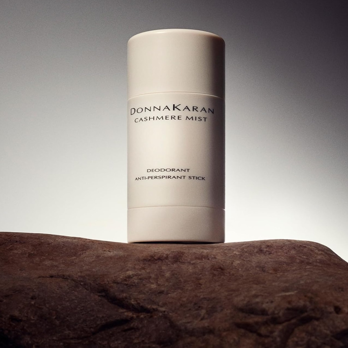 This Cult-Favorite Viral Designer Deodarant Actually Works In Tropical