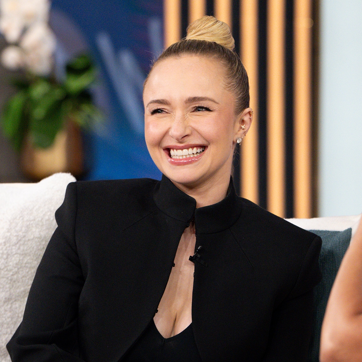 Selma Blair, Viola Davis & More Honor Hayden Panettiere After Death