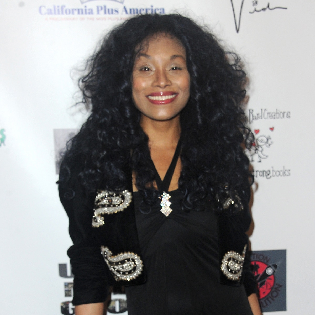 All That Star Christy Knowings Dead at 46