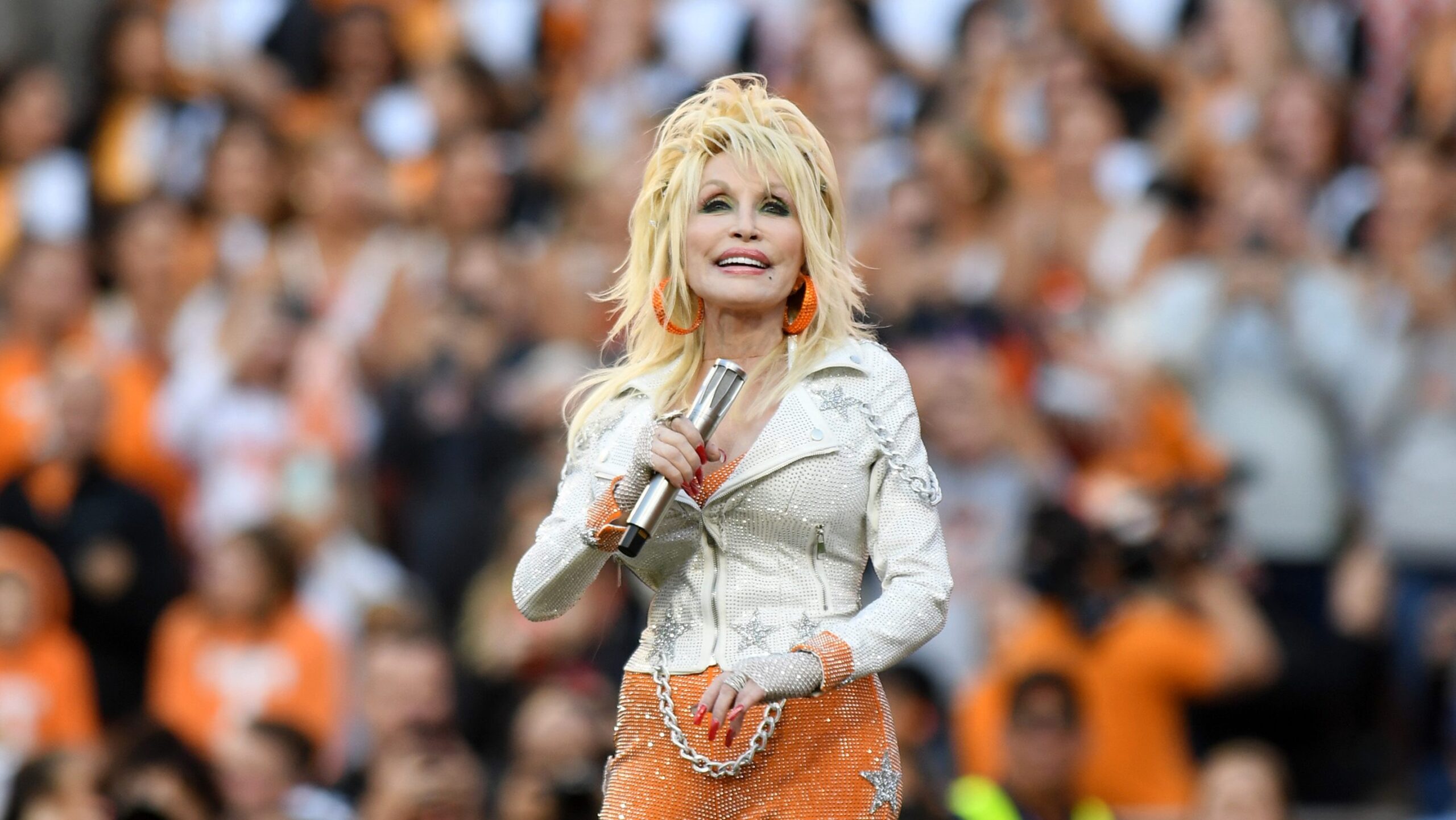 Dolly Parton’s Song After Death: What Year Her Secret Track Will Be Released