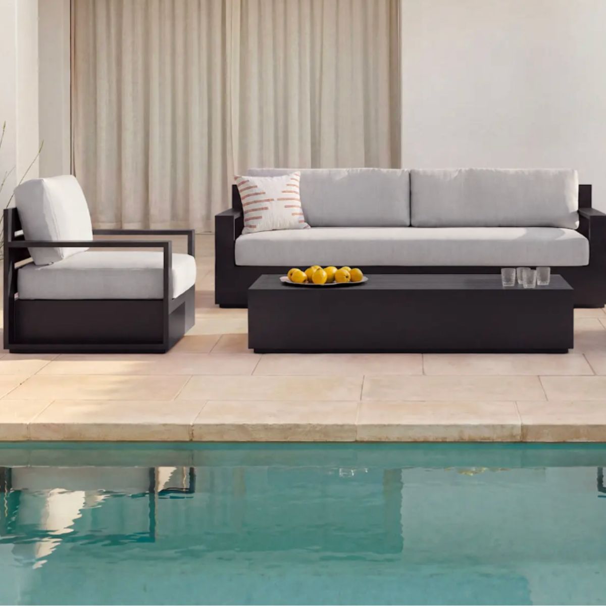 5 Ways to Make Your Outdoor Space Feel Like a Luxe Hotel