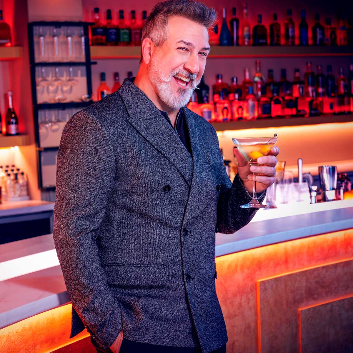 Cocktail Wars’ Joey Fatone Reveals the Last Drunk Text He Sent