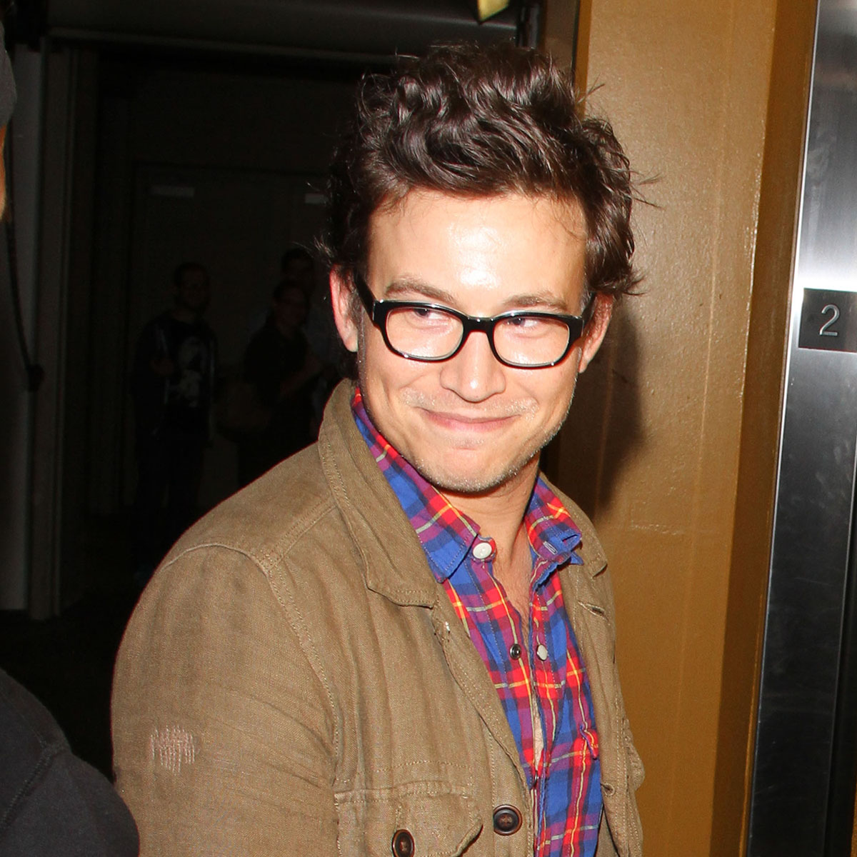 Jonathan Taylor Thomas Arrested After Kicking Police Officer