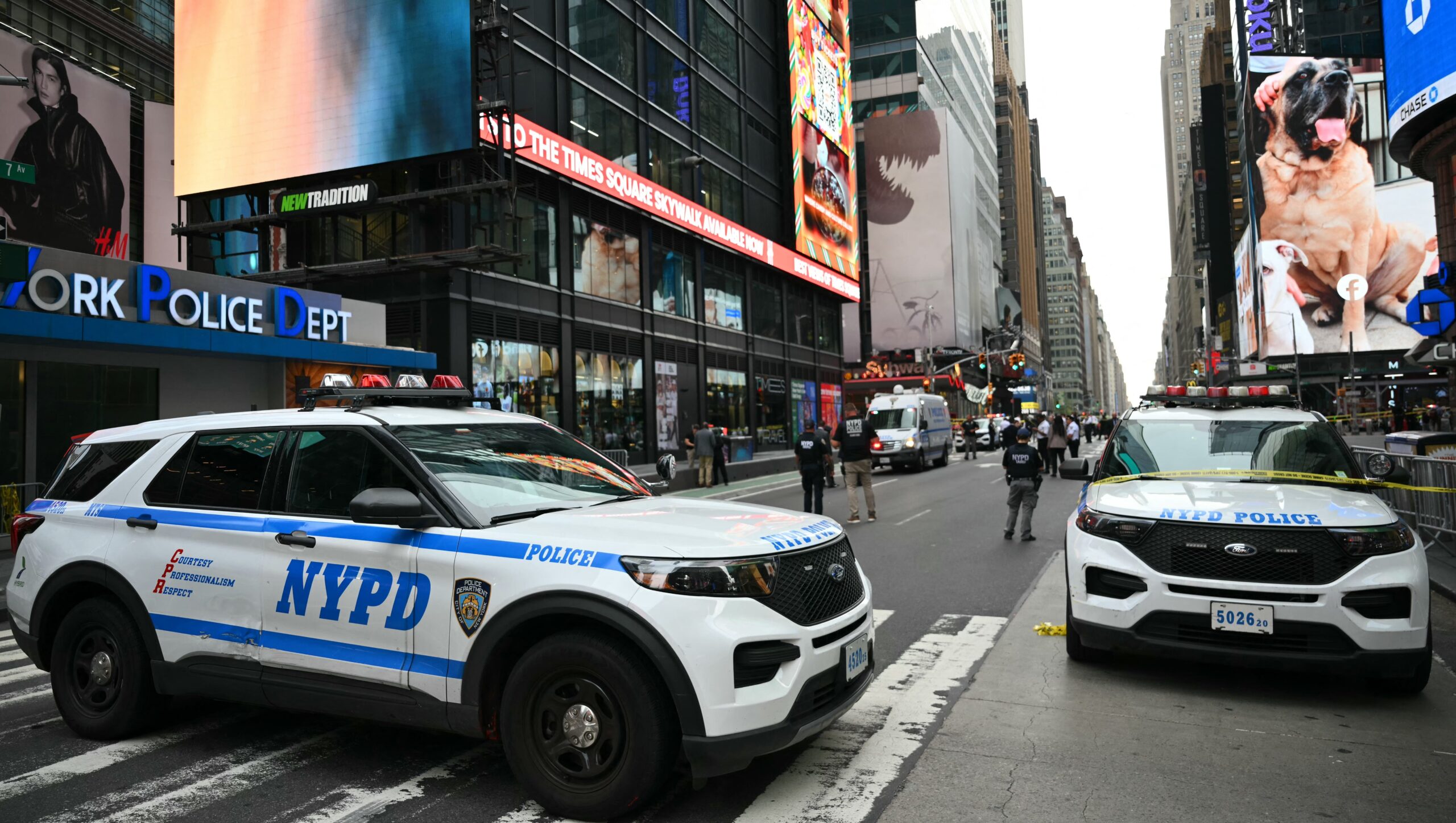 Times Square Stabbing: What Happened During the Deadly Attack?