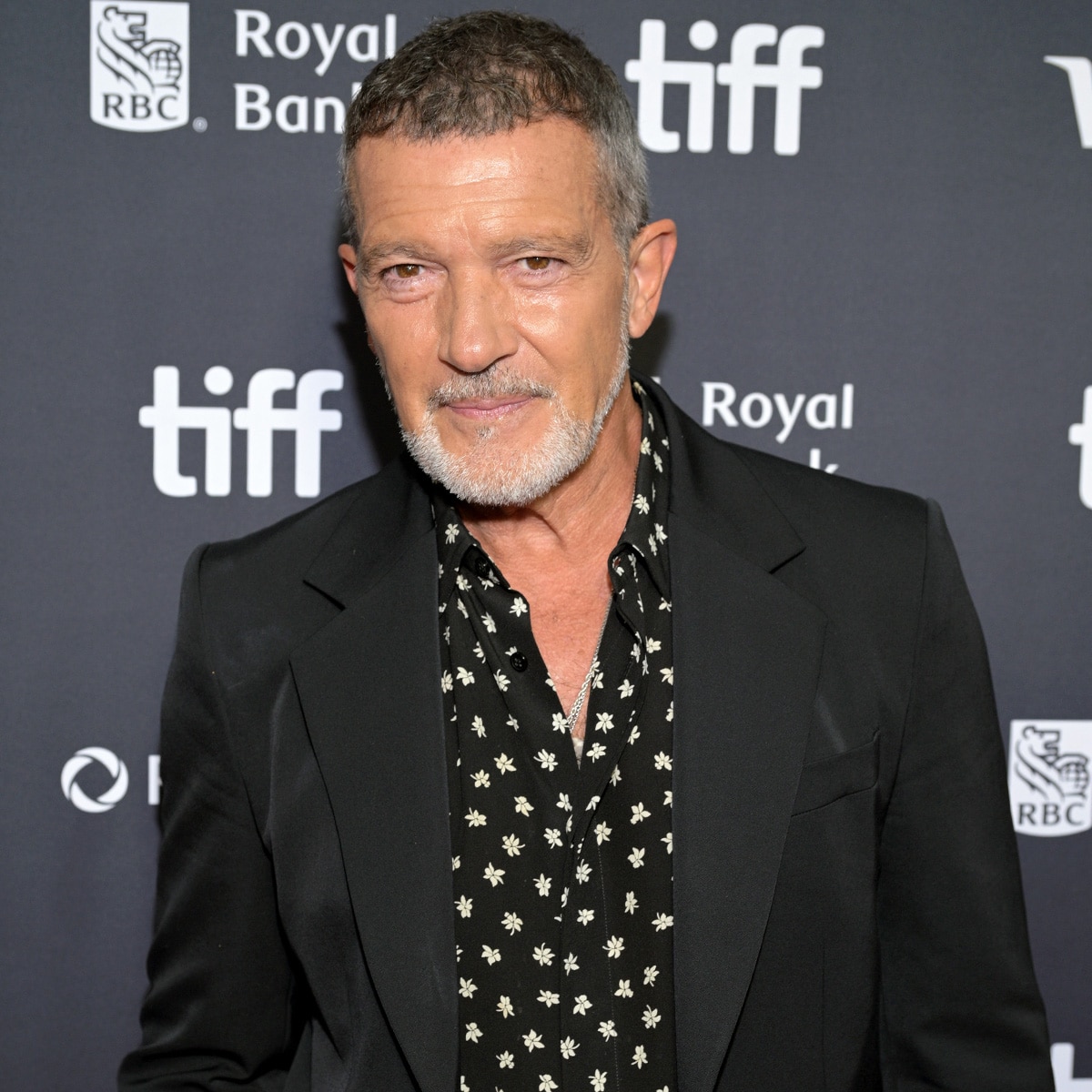 Antonio Banderas’ Daughter Stella Makes Rare Red Carpet Appearance