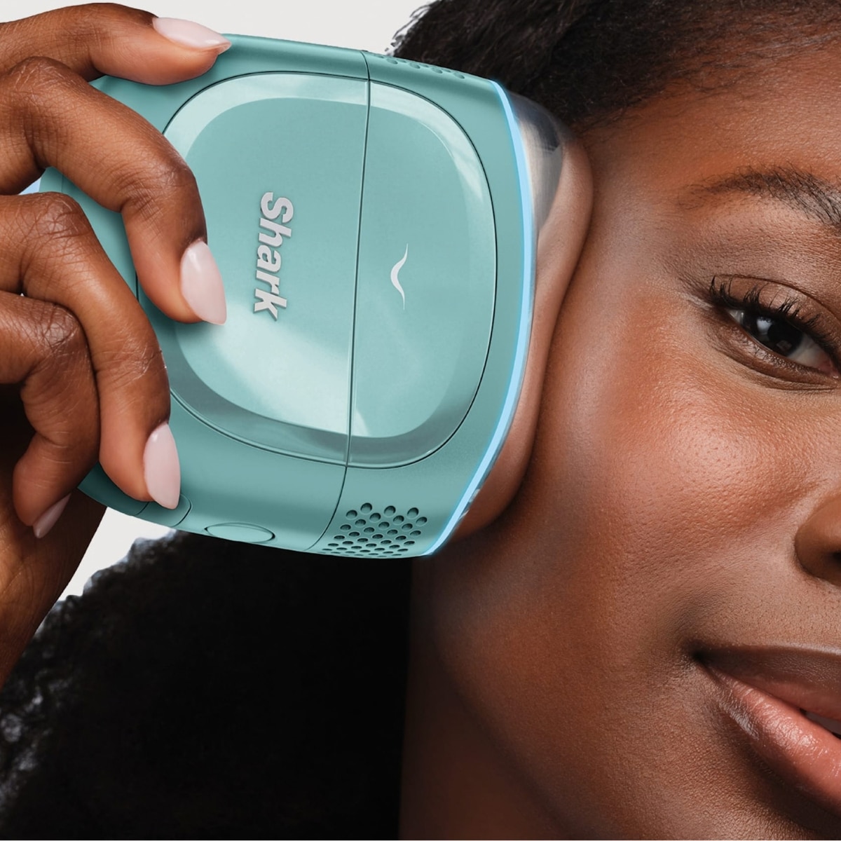 TikTok Convinced Me I Need the Shark DePuffi—Prime Day Made Me Buy It