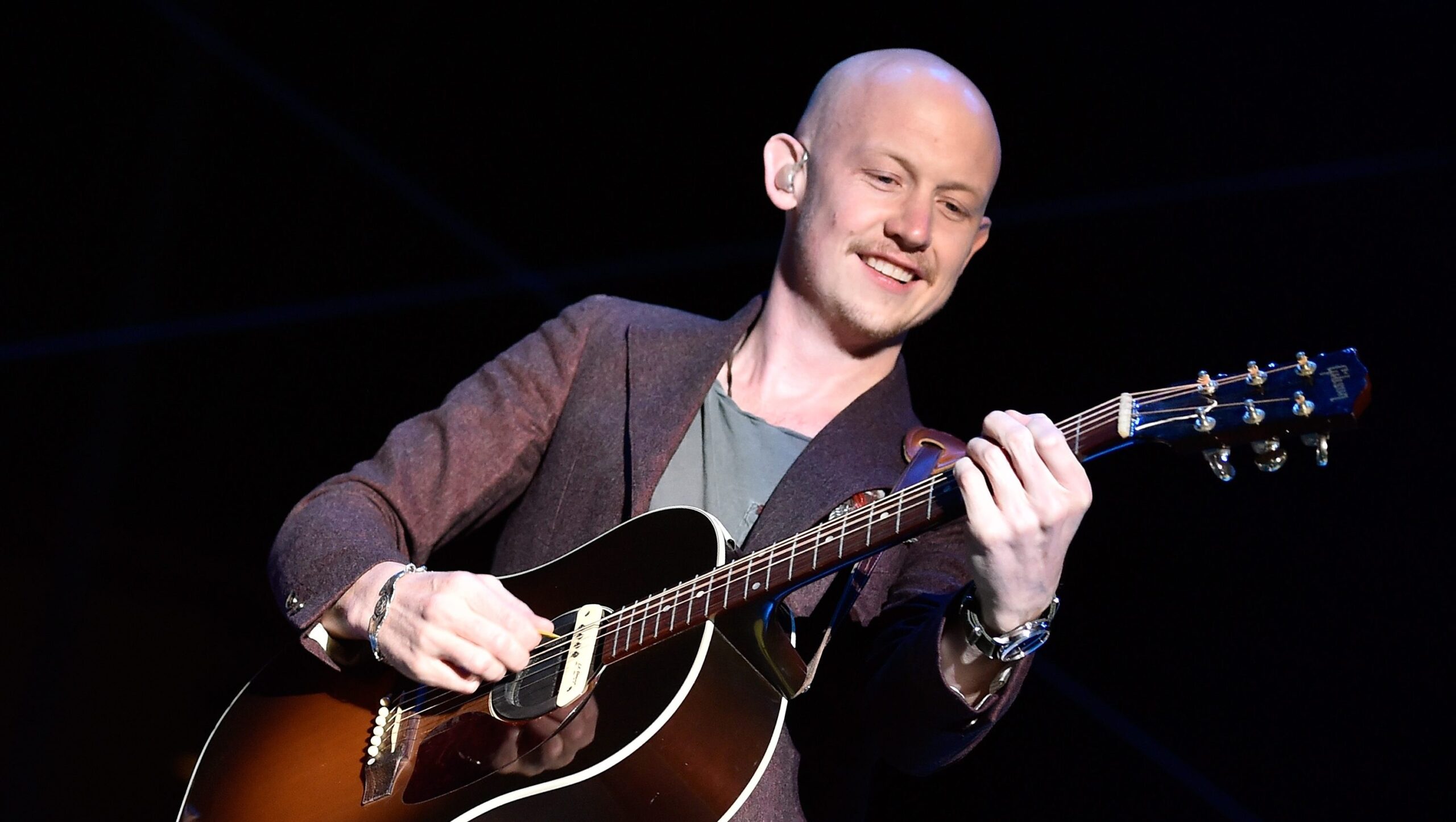 Who Is Isaac Slade? Meet the Former Fray Singer Who Stepped in as Ed Sheeran’s Opening Act