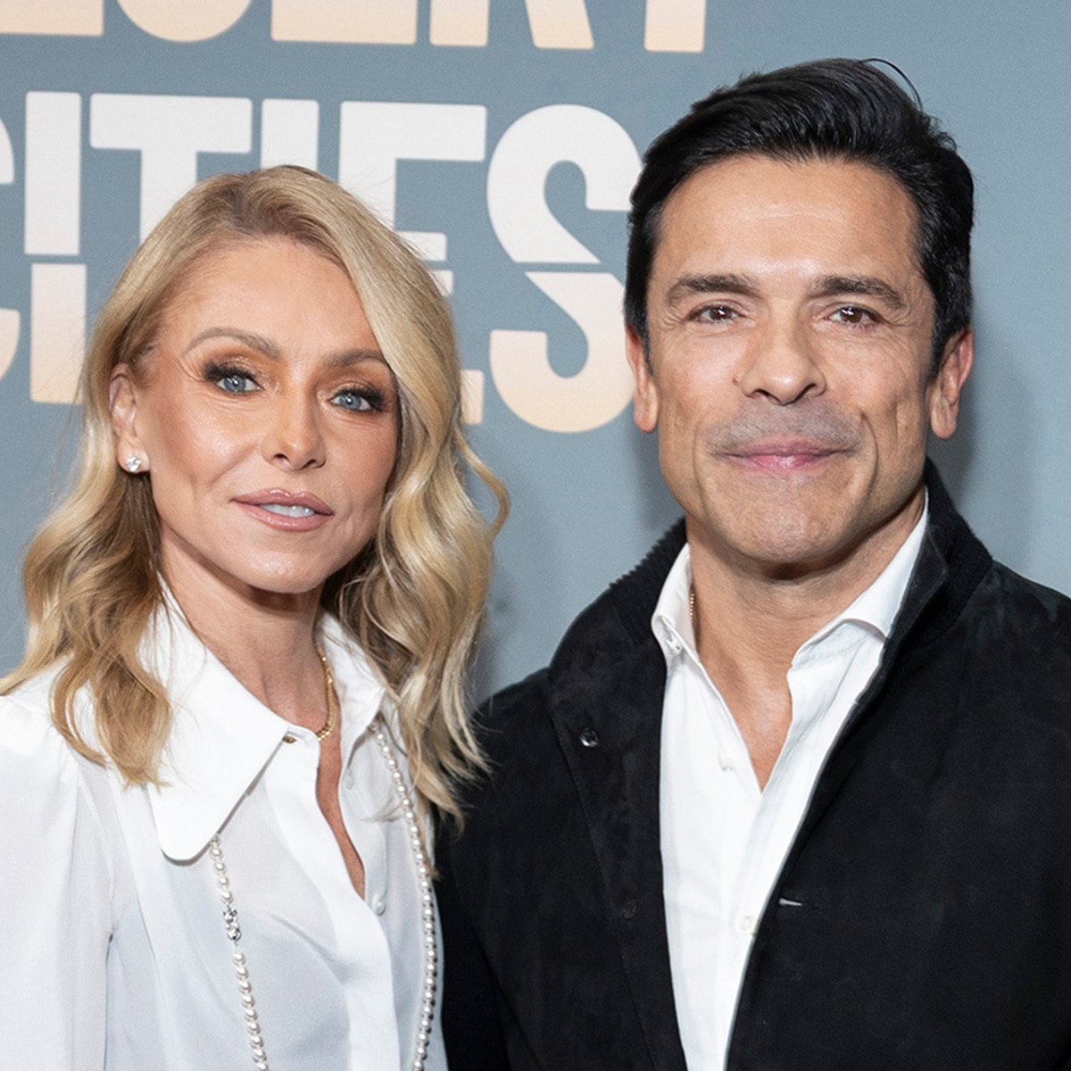 Kelly Ripa, Mark Consuelos Unveil Annual Halloween Costumes